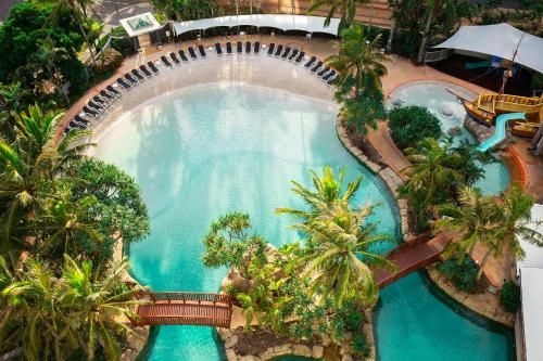 Mantra Crown Towers Resort4