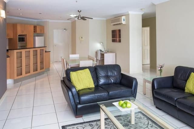 APARTMENT THREE BEDROOMS