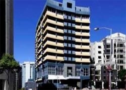 โรงแรมริดจ์ อพาร์ตเมนต์ (Ridge Apartment Hotel)3