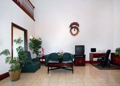 Quality Inn & Suites Quality Inn & Suites