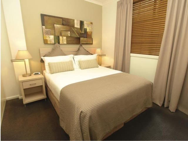 APARTMENT CITY VIEW ONE BEDROOM
