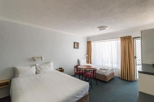 Port Aloha Motel3