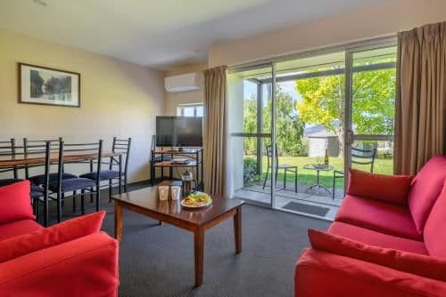 Three-Bedroom Apartment with Harbour View