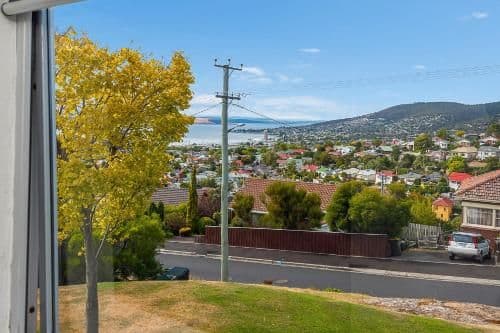 Two-Bedroom Superior Harbour View Apartment