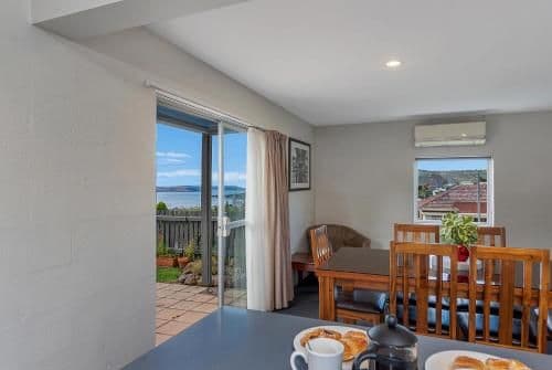 Two-Bedroom Superior Harbour View Apartment