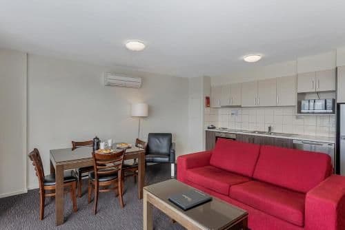 One-Bedroom Apartment with Harbour View