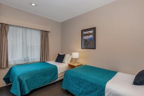 Three-Bedroom Apartment with Harbour View