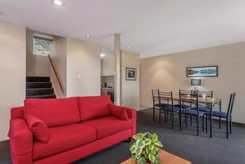Three-Bedroom Apartment with Harbour View