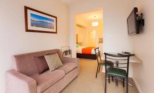 Ground Floor - Queen Room