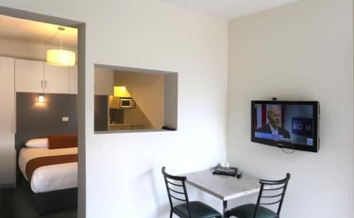 Ground Floor - Queen Room