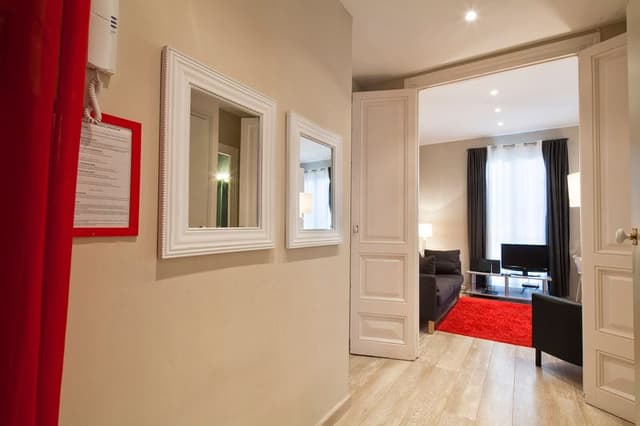 APARTMENT TWO BEDROOMS TWO BATHROOMS