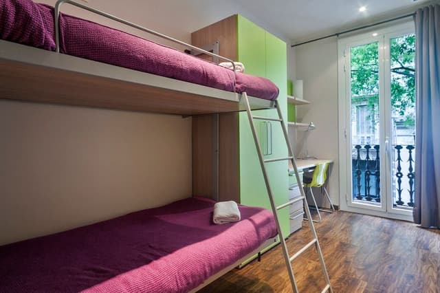 APARTMENT CAPACITY 4 TWO BEDROOMS