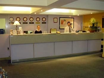โรงแรมเดอเวียร์ (Devere Hotel)2