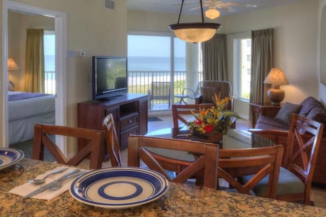 APARTMENT OCEAN VIEW TWO BEDROOMS