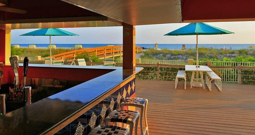 Sunset Vistas Beachfront Suites4