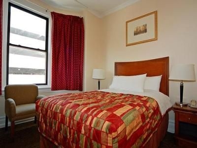 Rodeway Inn1