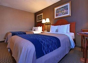 Comfort Inn University3