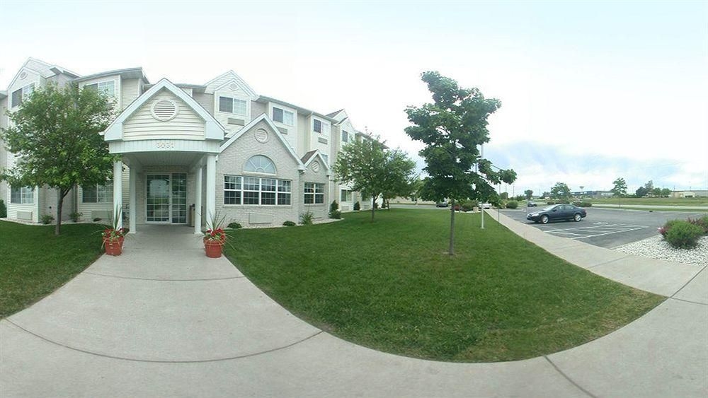 Microtel Inn And Suites Green Bay2