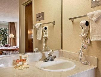 Days Inn2