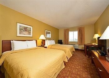 Comfort Inn South3