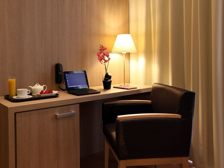 Lleo Hotel0