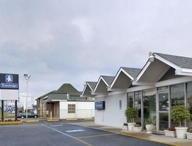 Travelodge Newport News3
