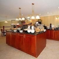 Comfort Inn Suites1