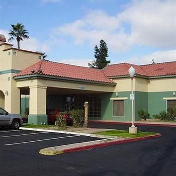 Days Inn Phoenix - I 17 and Thomas4