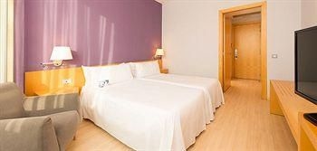 Tryp Barcelona Aeropuerto Hotel1