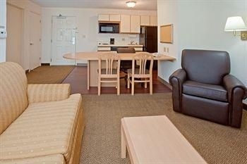 Candlewood Suites Houston-town And Country2