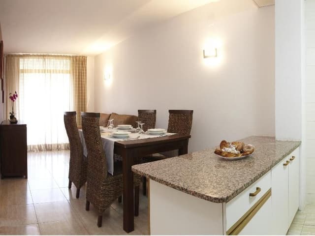 APARTMENT CAPACITY 4 ONE BEDROOM