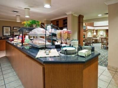 Staybridge Suites Minneapolis-maple Grove4