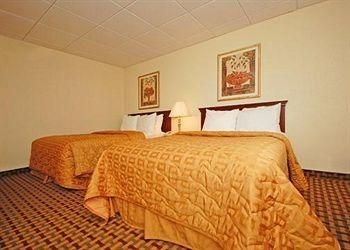 Comfort Inn & Conference Center2