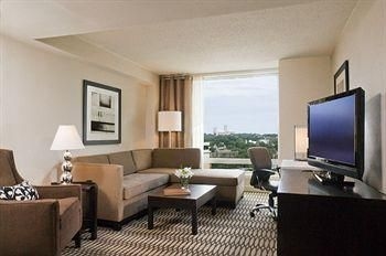 Hyatt Arlington2