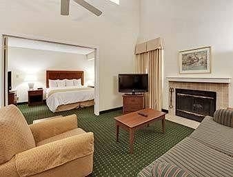 Hawthorn Suites By Wyndham Dearborn/detroit, Mi3