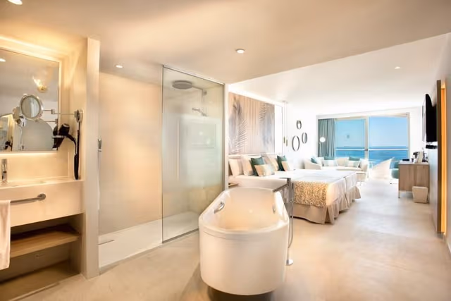 JUNIOR SUITE SEA VIEW