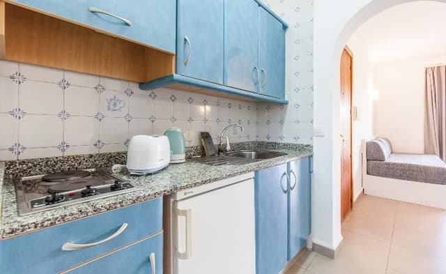APARTMENT CAPACITY 2