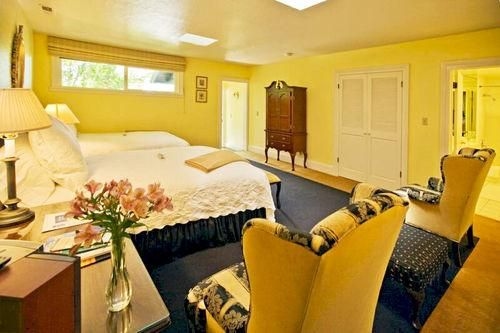 Babbling Brook Inn3