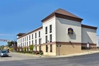 La Quinta Inn & Suites by Wyndham Jamestown3