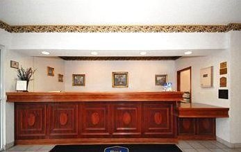 Best Western Crown Inn0