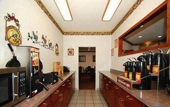 Best Western Crown Inn4