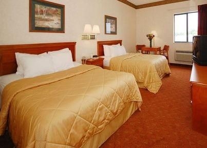 Comfort Inn Clinton3