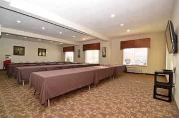 Best Western Peppertree Inn At Omak