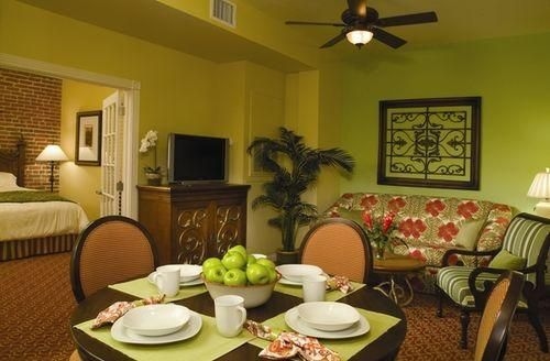 WYNDHAM LA BELLE MAISON2
