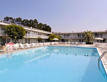 Ramada Florence Sc1