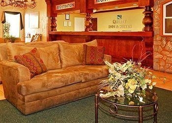 Quality Inn & Suites3