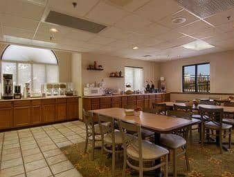 Howard Johnson Hotel Howard Johnson Hotel