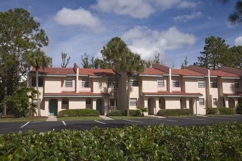 Vacation Villas at FantasyWorld2