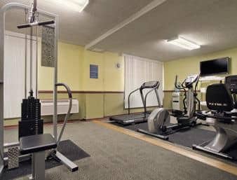 Travelodge Batavia Darien Lake Travelodge Batavia Darien Lake