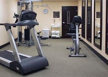 Comfort Suites Clinton4